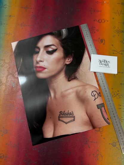 AMY WHINEHOUSE - PORTRAIT - Symbios Design - Rare Glossy Print
