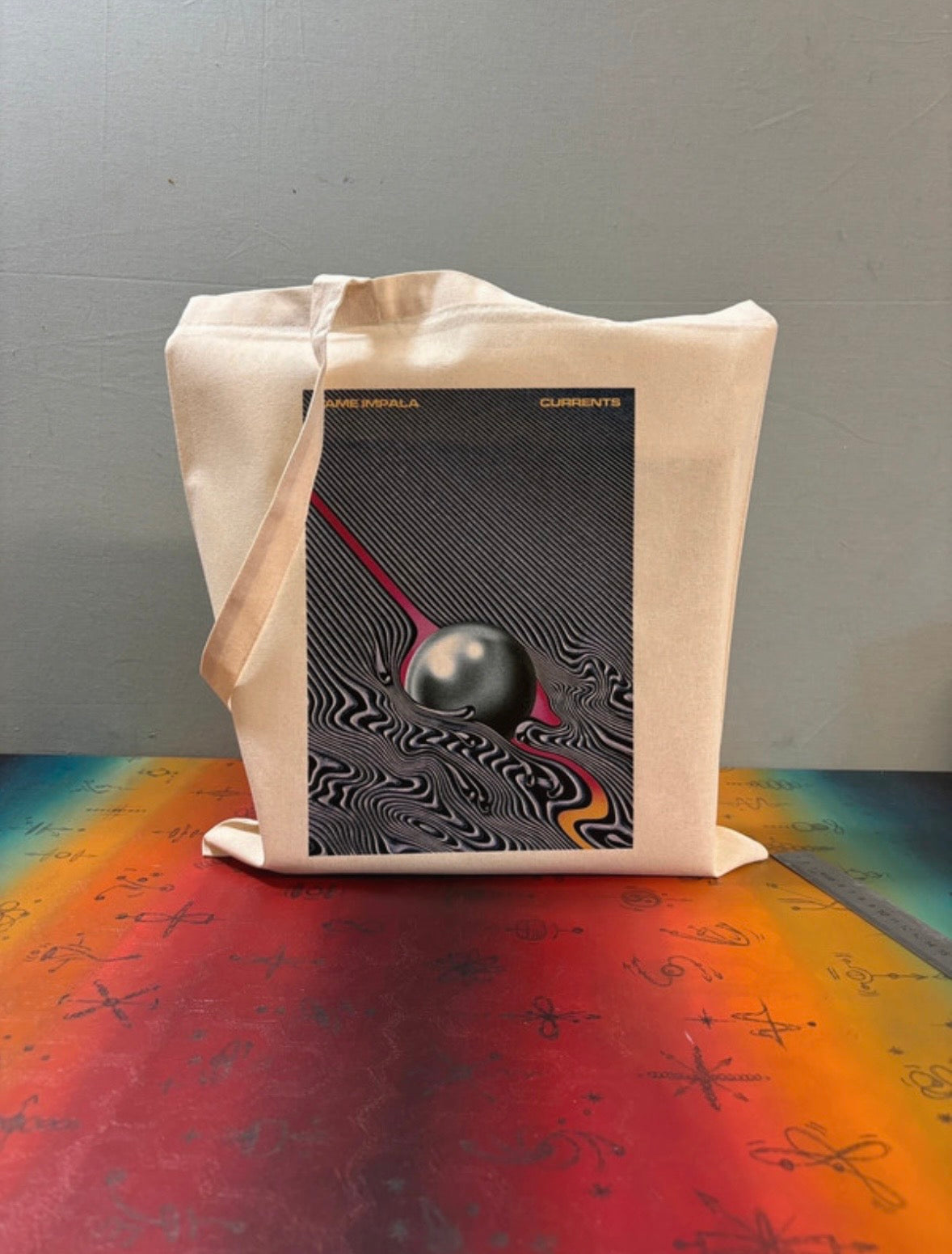 TAME IMPALA - CURRENTS  - Symbios Design Tote Bag