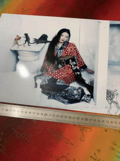 NOBUYOSHI ARAKI, Kaori, 2004 - SYMBIOS DESIGN - AFFICHE D'ART BRILLANTE