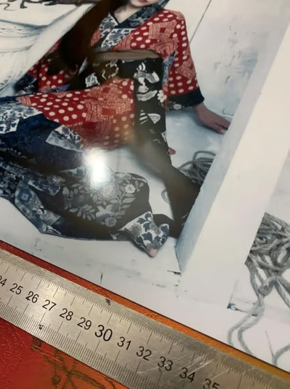 NOBUYOSHI ARAKI, Kaori, 2004 - SYMBIOS DESIGN - AFFICHE D'ART BRILLANTE