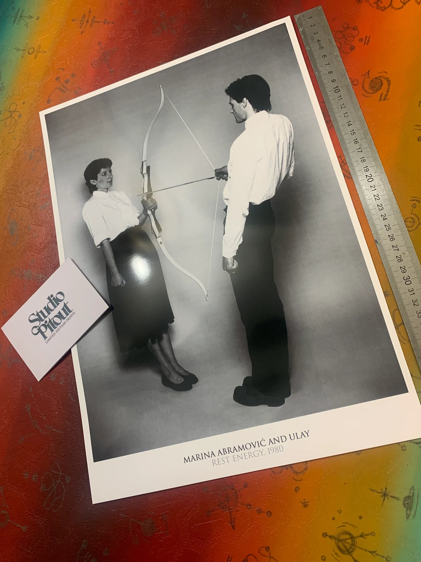 MARINA ABRAMOVIC & ULAY - ÉNERGIE DE REPOS - DESIGN SYMBIOS - AFFICHE D'ART BRILLANTE