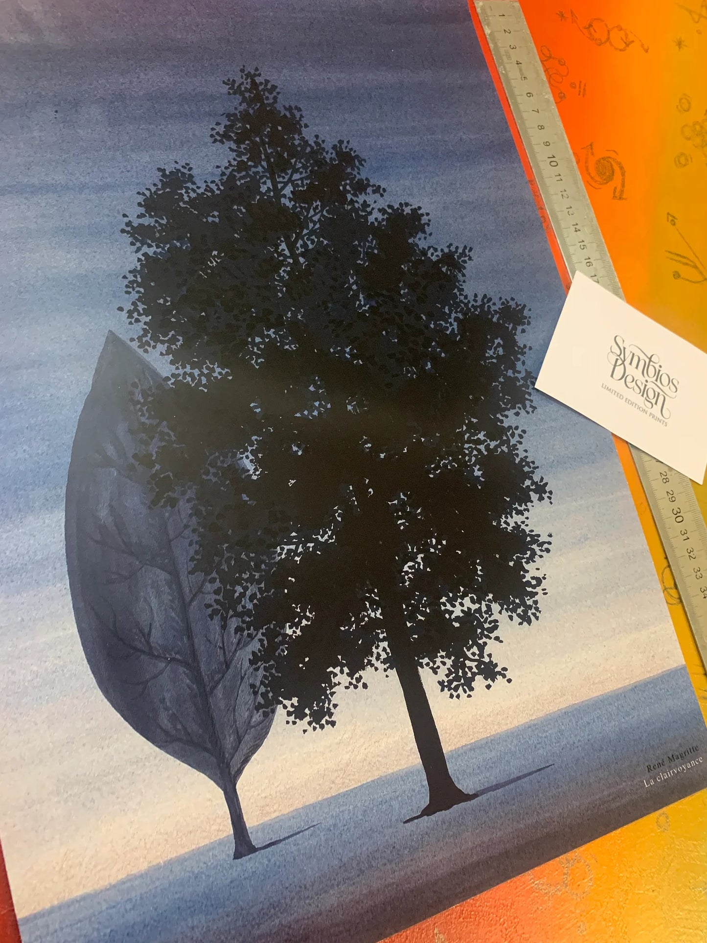 MAGRITTE - LA CLAIRVOYANCE - Symbios Design - Rare Glossy Print